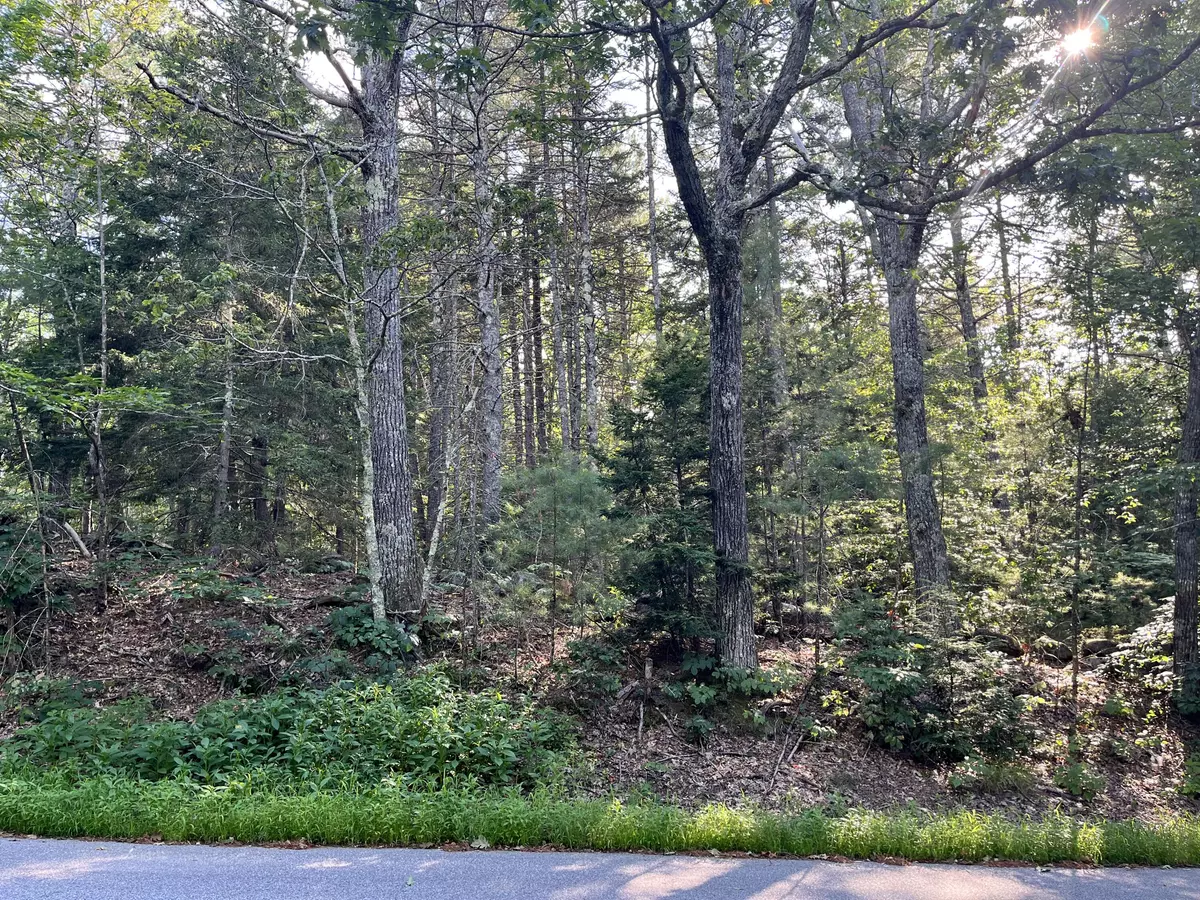 North Yarmouth, ME 04097,100 Lufkin RD