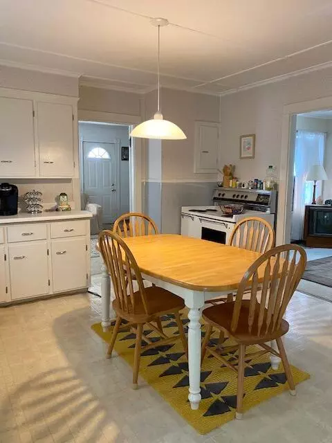 Waterville, ME 04901,2 Brackett PL