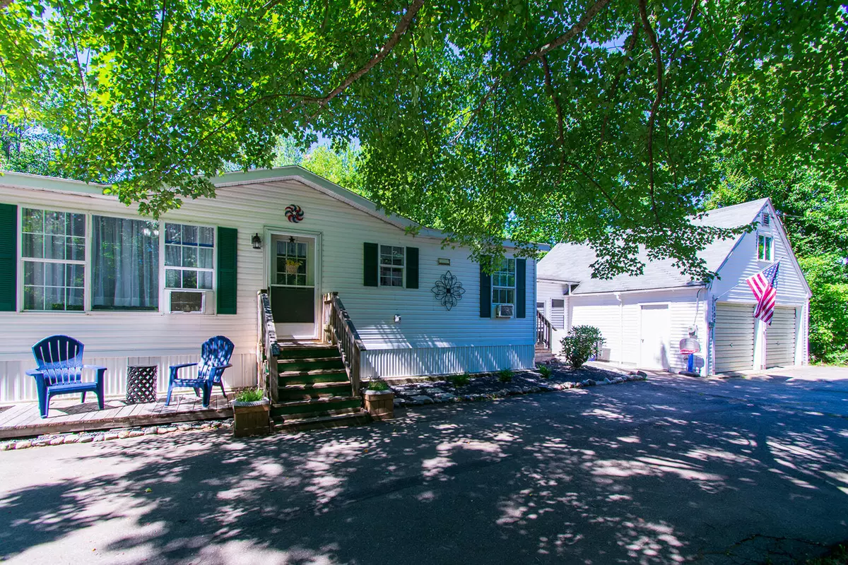 Liberty, ME 04949,106 W Main ST