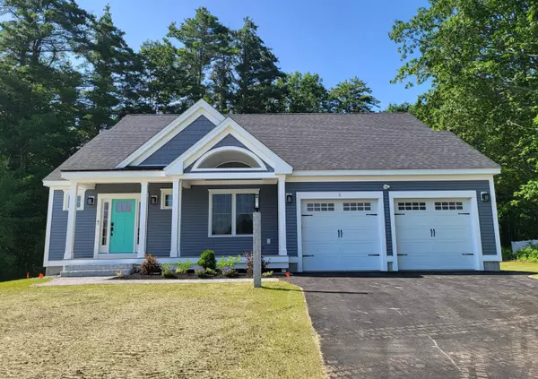 5 Mockingbird Lane, Kennebunk, ME 04043