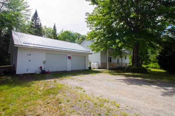 110 River RD,  Howland,  ME 04448