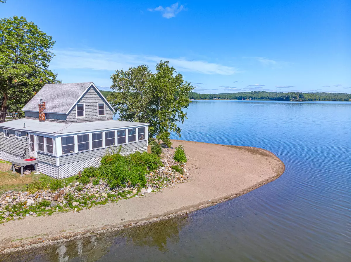 Vassalboro, ME 04989,42 Kelly RD