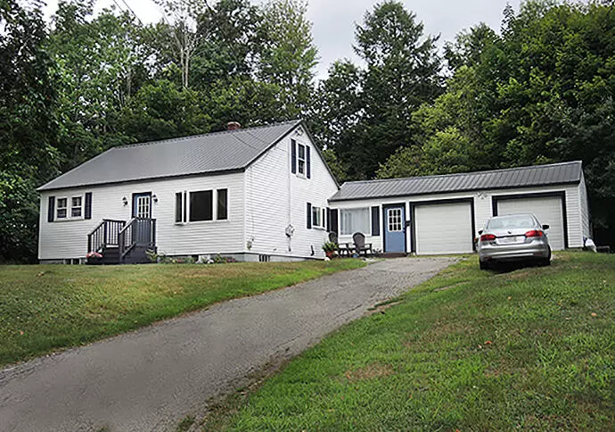 Winthrop, ME 04364,19 Hillside AVE