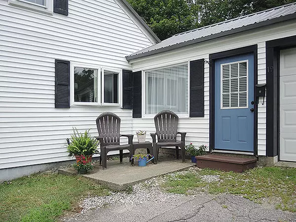 Winthrop, ME 04364,19 Hillside AVE