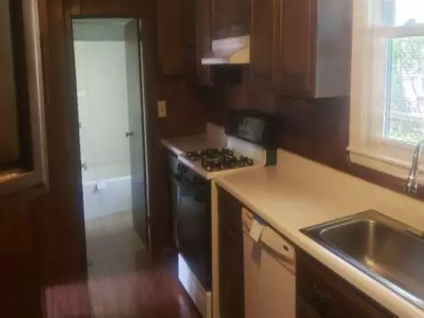 North Berwick, ME 03906,33 Lower Main ST