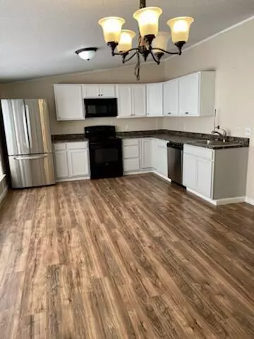 Waterville, ME 04901,75 Village Green RD