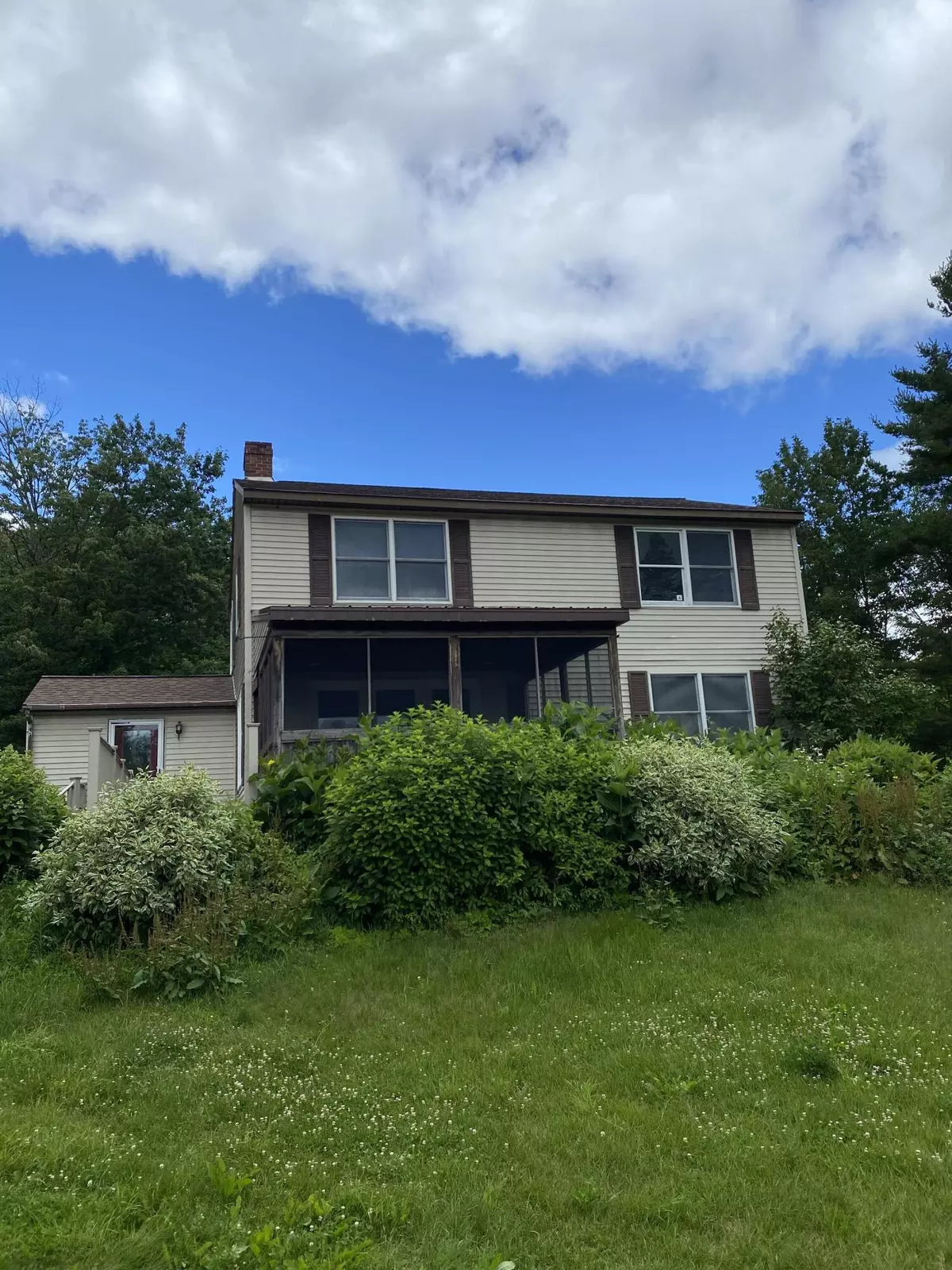 Oakland, ME 04963,263 Middle RD