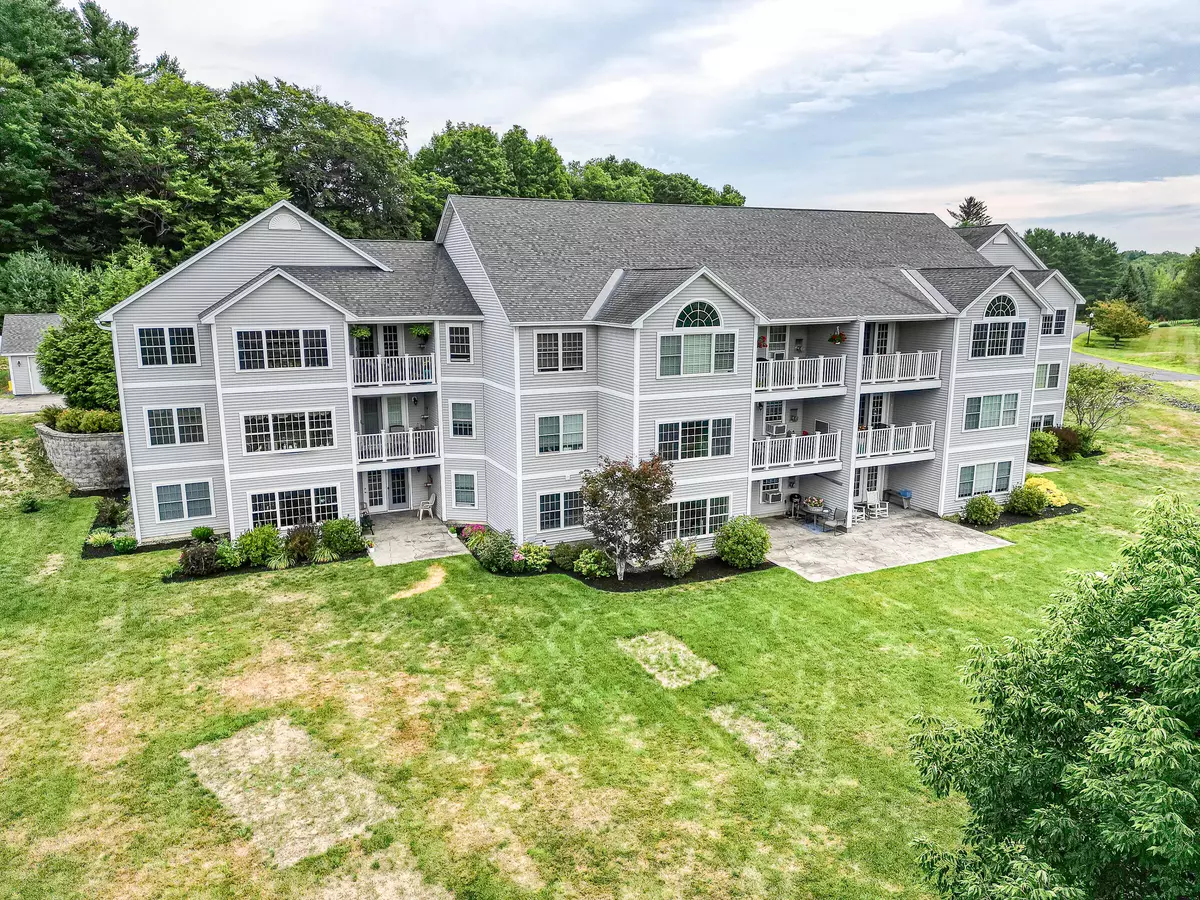 Vassalboro, ME 04989,6 Arrowhead DR #114