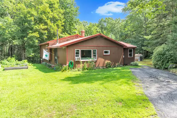 Freeport, ME 04032,56 Baker RD