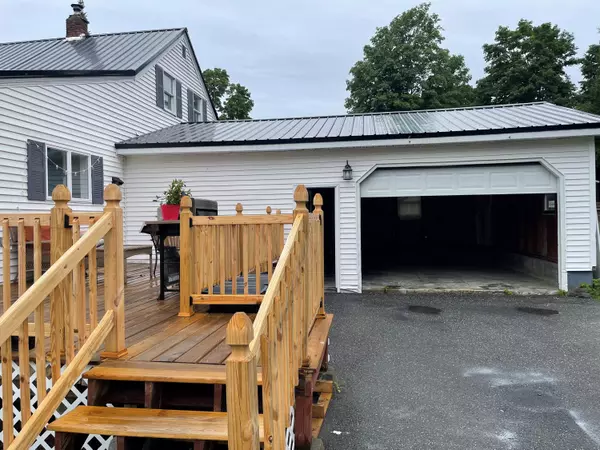 Presque Isle, ME 04769,97 Dudley ST