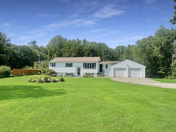 4 Hooper Pond RD, Greene, ME 04236