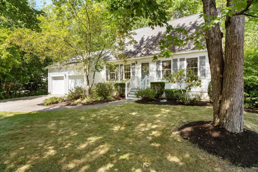 37 Village Green DR, Saco, ME 04072