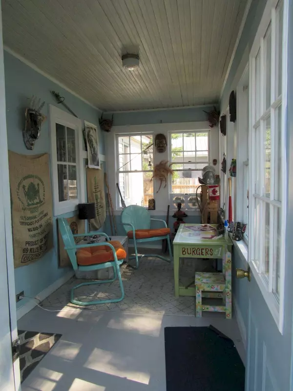 Madison, ME 04950,2 Fern ST