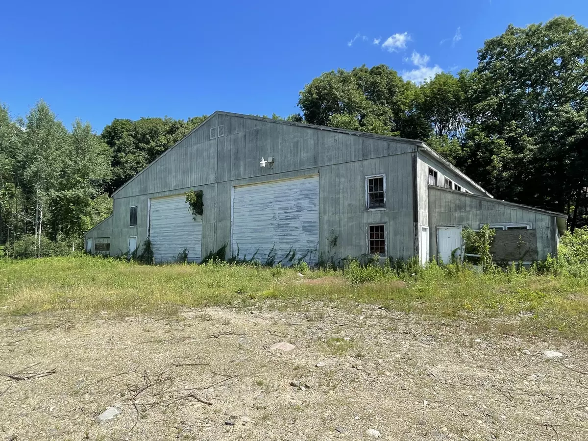 Kittery, ME 03904,525 US Route 1