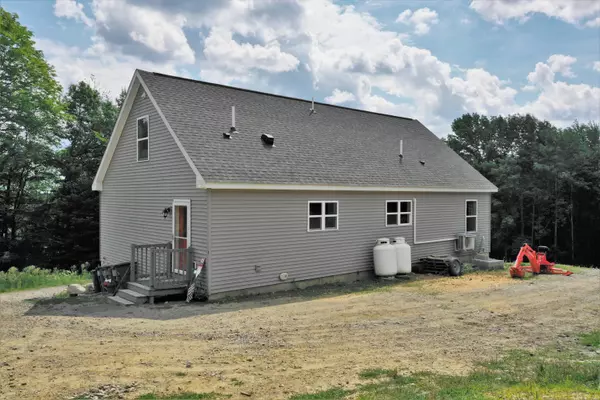 Newburgh, ME 04444,2936 Kennebec RD