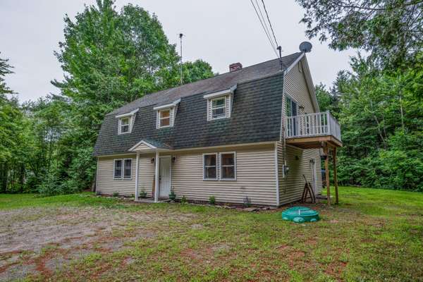 173 County Woods RD, Newport, ME 04953