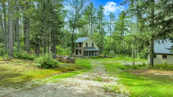 Stow, ME 04037,138 Chatham RD