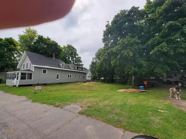 Brewer, ME 04412,71 Parker ST