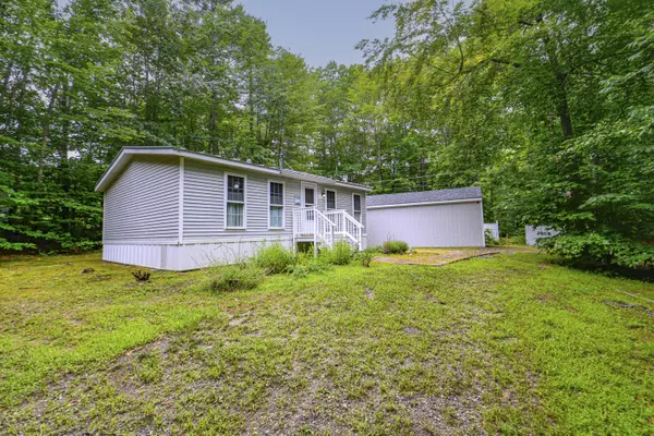 Naples, ME 04055,4 Shaw Hill RD