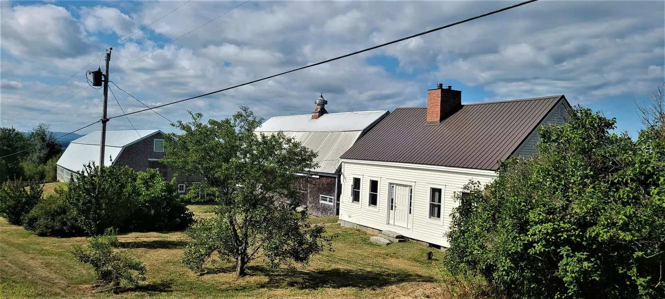 661 Veteran's HWY, Brooks, ME 04921