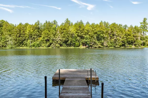 West Gardiner, ME 04345,35 Turtle Cove RD