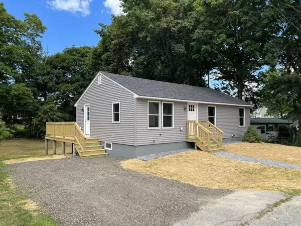 9 Liberty ST, Gardiner, ME 04345