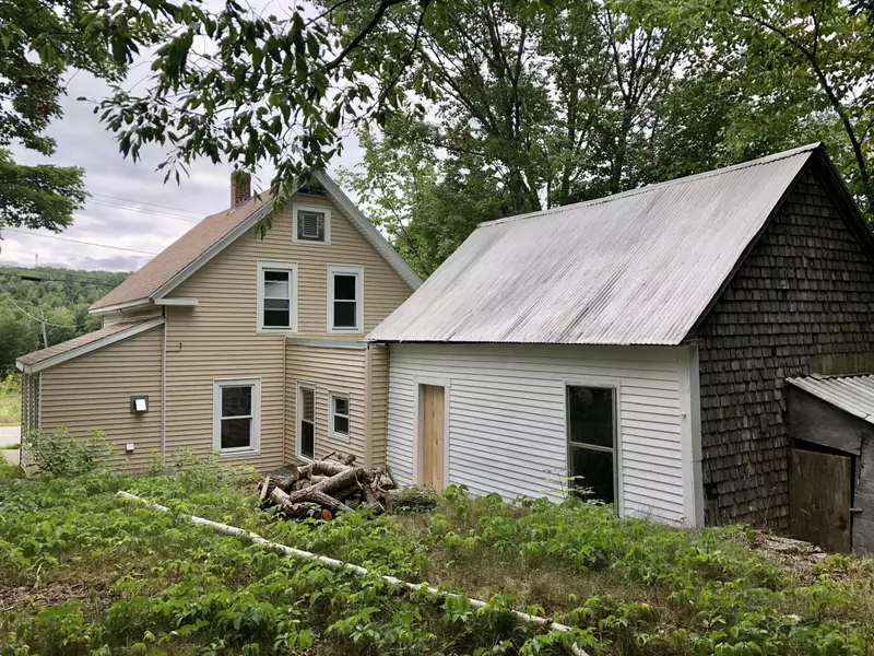 33 Purple Heart HWY, Brooks, ME 04921