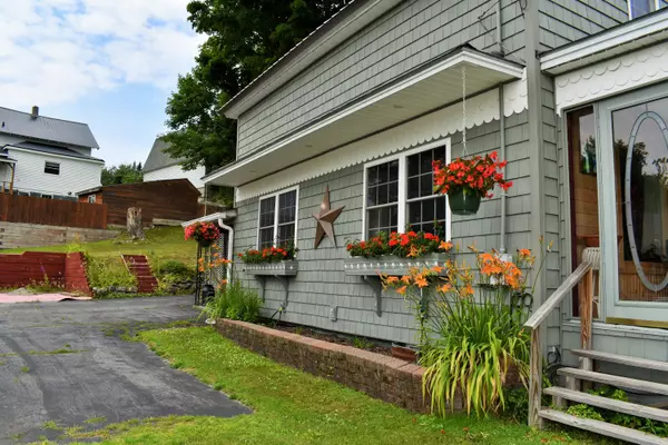 Millinocket, ME 04462,514 Penobscot AVE