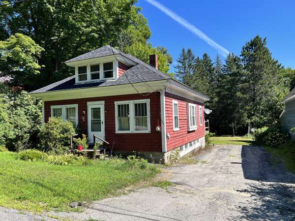 125 Starling ST, Farmington, ME 04938