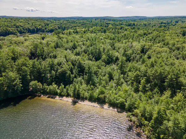 Monmouth, ME 04259,533 Route 135