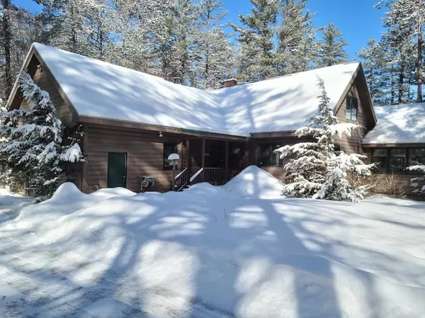 668 Norway Road RD, Waterford, ME 04088