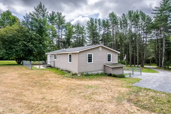 Hermon, ME 04401,10 Wendy Acres DR