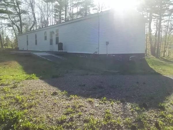 Sidney, ME 04330,2231 Middle RD