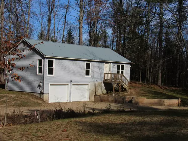 83 Pinecrest CIR, Waterboro, ME 04061