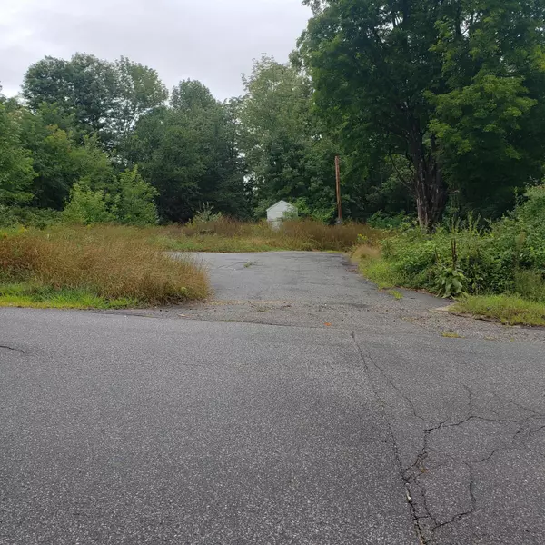 Norway, ME 04268,6 Patch Mountain RD