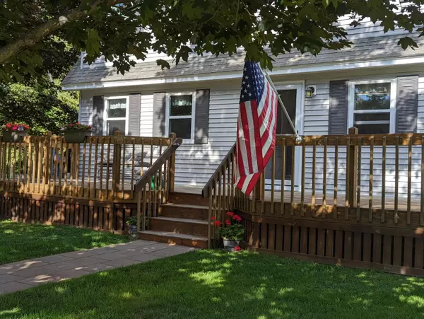 Litchfield, ME 04350,144 Huntington Hill RD