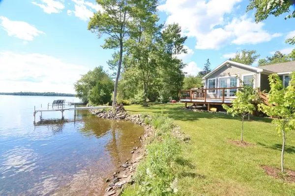 93 Ralphs LN, Stetson, ME 04488