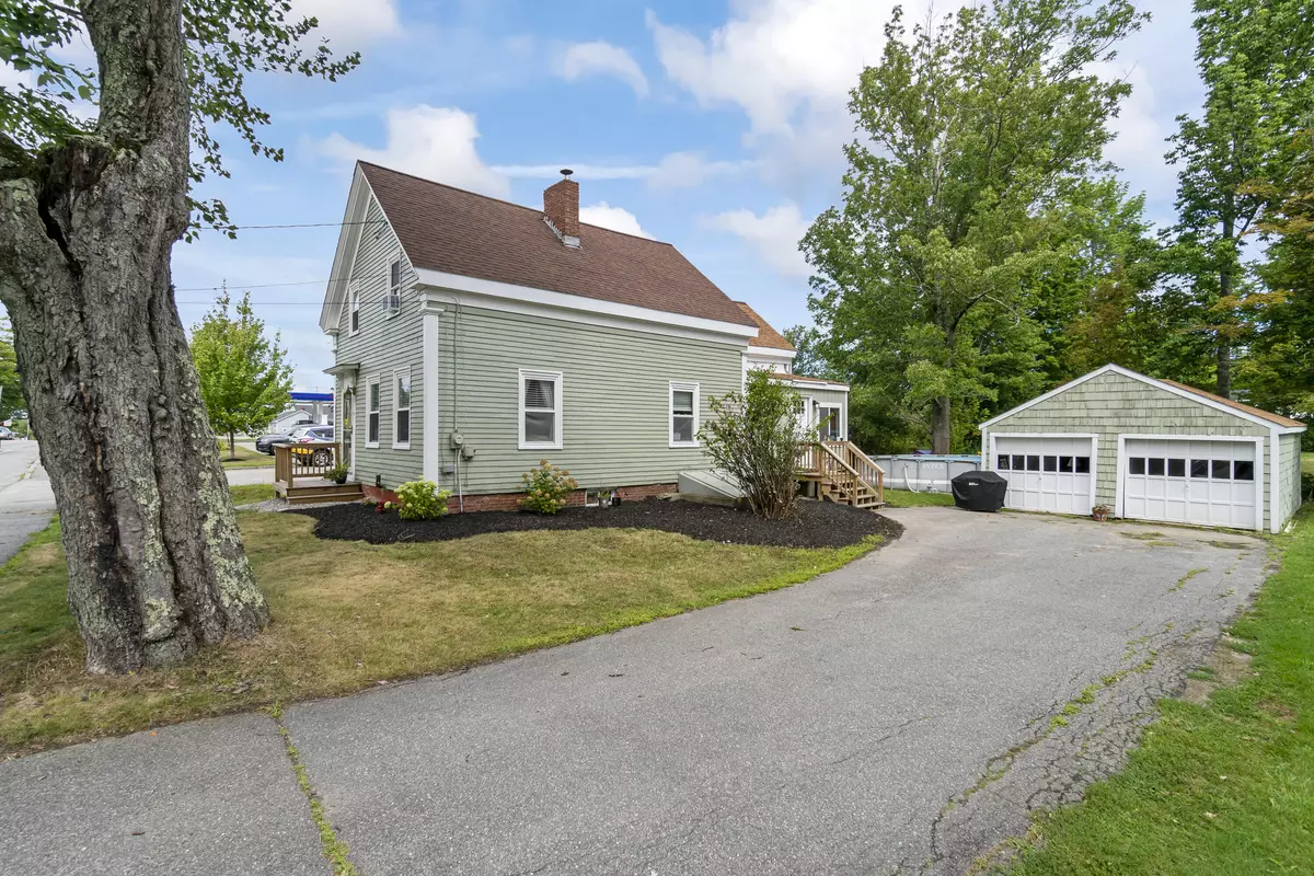 Richmond, ME 04357,109 Main ST