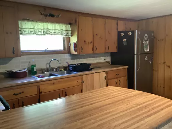 Presque Isle, ME 04769,99 Washburn RD