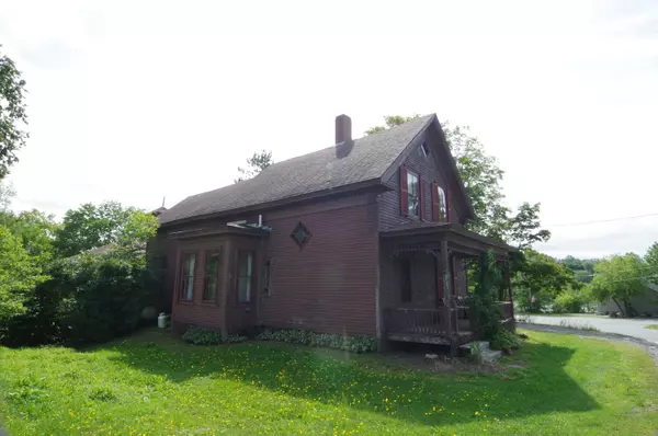 Cambridge, ME 04923,33 Main ST