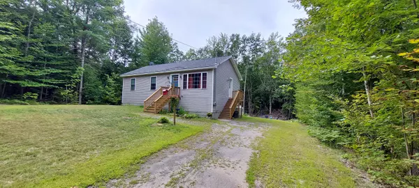 Naples, ME 04055,327 Chaplins Mill RD