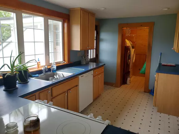 Otisfield, ME 04270,437 Bean RD