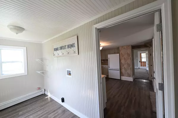 Howland, ME 04448,36 Lagrange RD