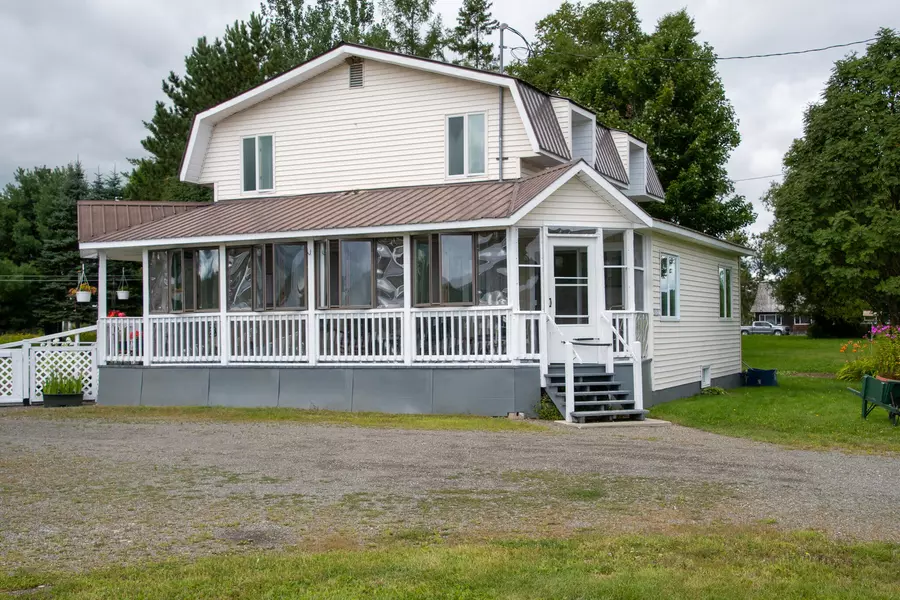 484 Dickey RD, Allagash, ME 04774