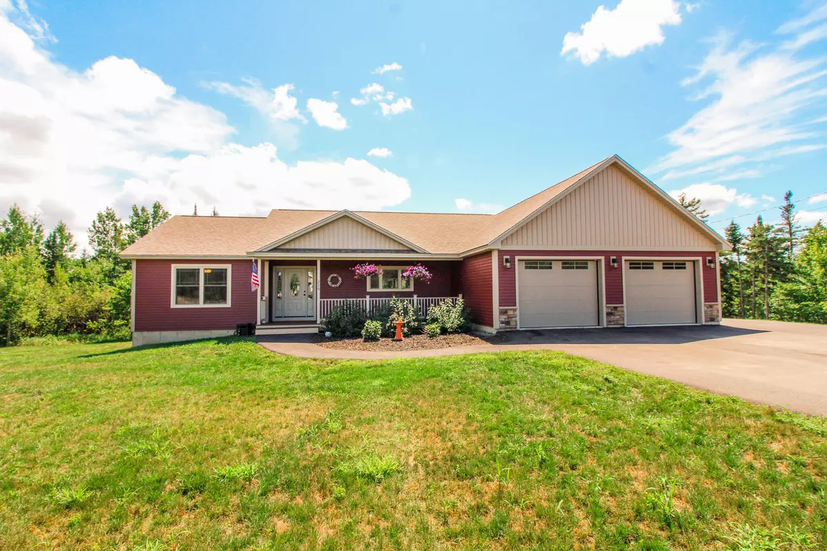 Hermon, ME 04401,216 Shelby DR