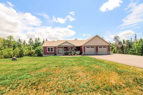 Hermon, ME 04401,216 Shelby DR