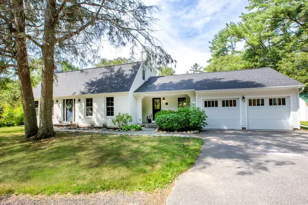 Brunswick, ME 04011,606 Mere Point RD