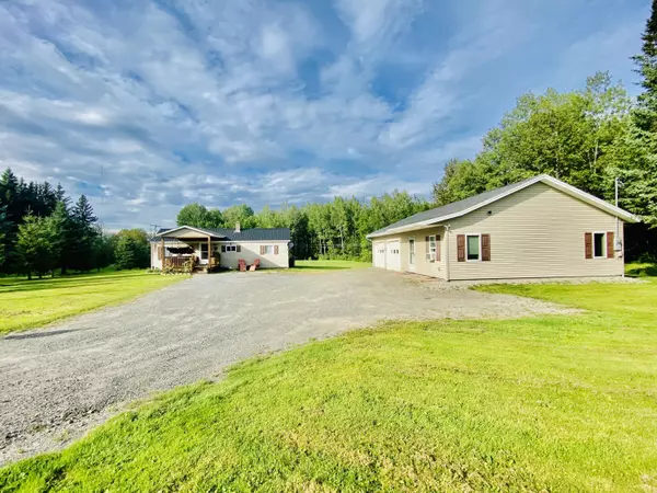 Presque Isle, ME 04769,4 Niles RD