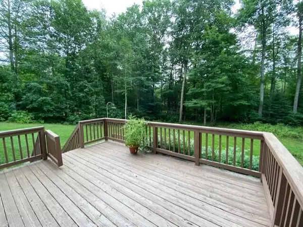 Freeport, ME 04032,8 Evergreen DR