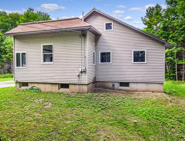 Sidney, ME 04330,385 Drummond RD